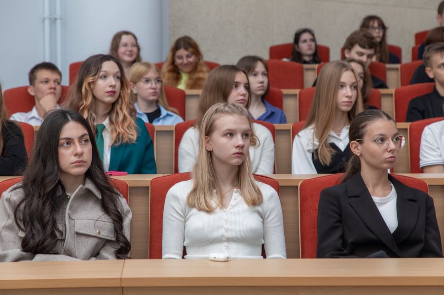 Бизнес-день 12 сентября 2025 г. МГУ